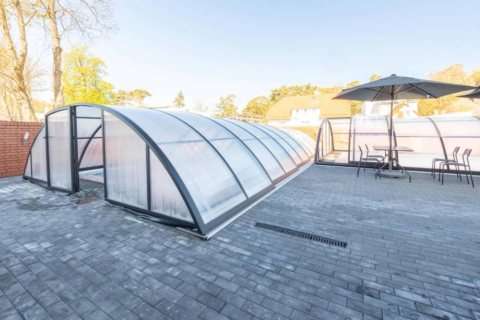 Pod Winogronem - Apartamenty Z Basenem I Wyzywieniem Pobierowo Exteriör bild